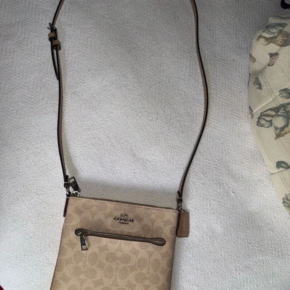 Coach Rowan File Bag in Signature Canvas Sand/Taupe with Silver Hardware - Picture 5 of 7